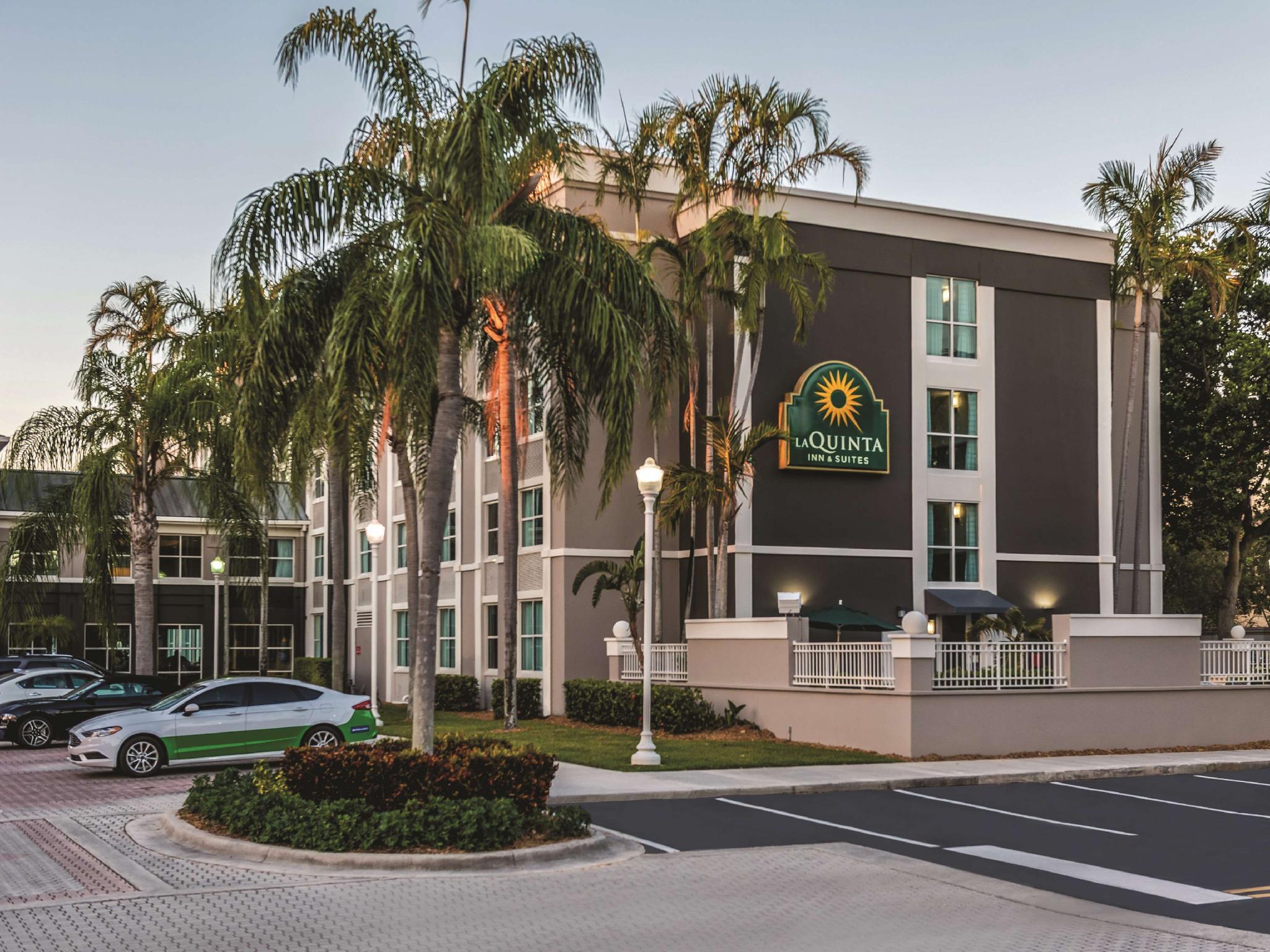 Hotel La Quinta By Wyndham Plantation At Sw 6Th St Extérieur photo