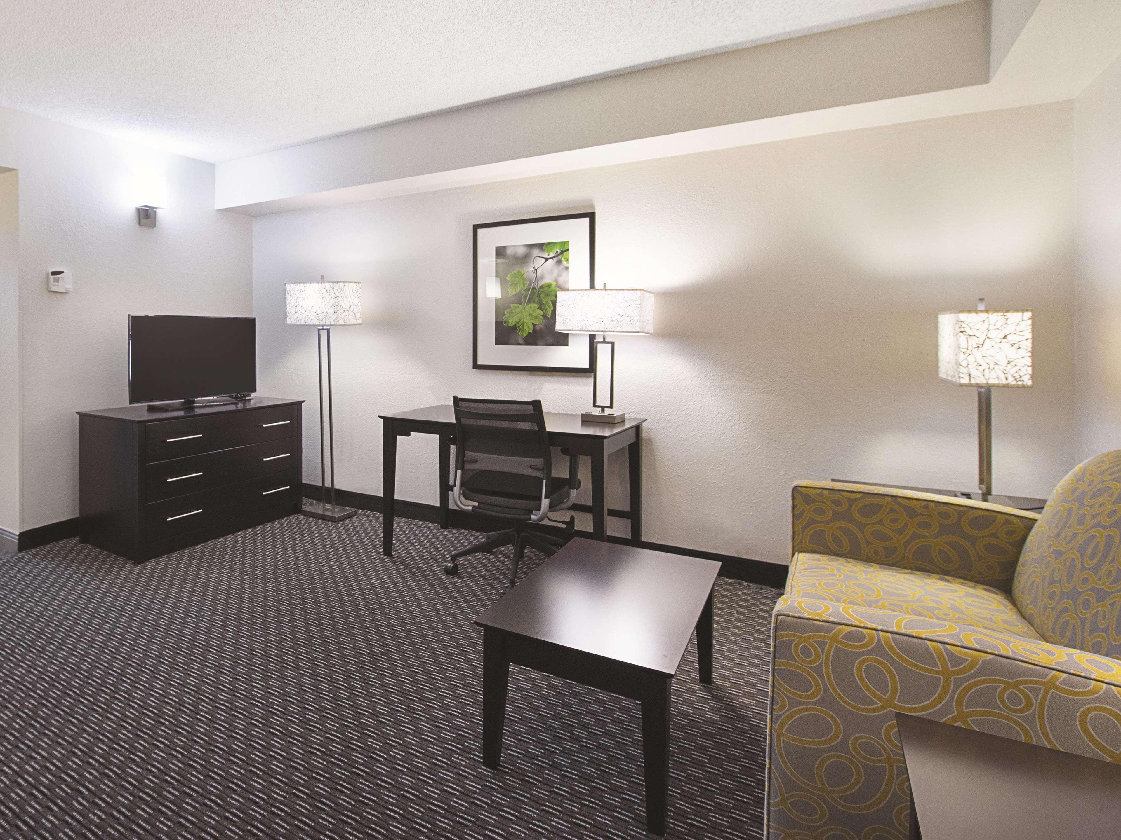Hotel La Quinta By Wyndham Plantation At Sw 6Th St Extérieur photo